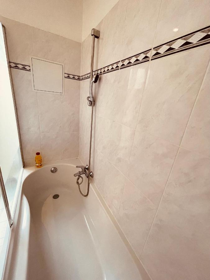 Nice Renting - Paganini - Spacious Apartment - 2 Bedrooms - King Bed - Bathtub - Heart Of Niza Exterior foto